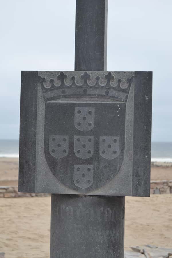 Cape Cross and Henties Bay Guided Tour SkeletonCoast Namibia - Zeila Shipwreck and Doughnut Rock