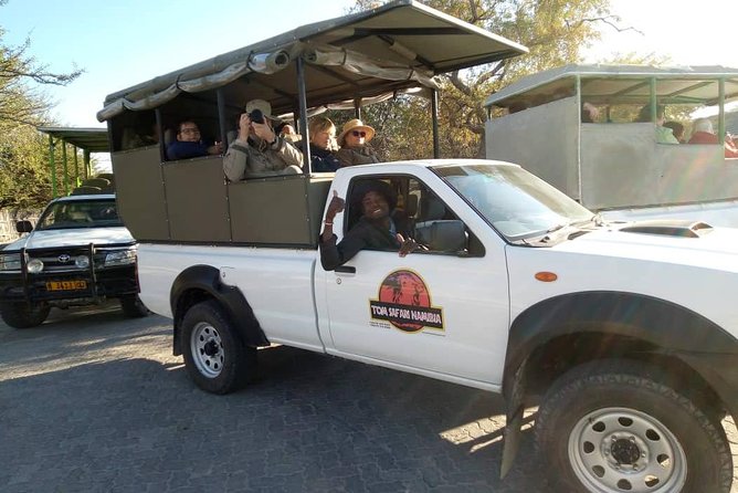 ETOSHA PARK SAFARI with local guides in 9-seater 4x4s - A full day inside Etosha National Park
