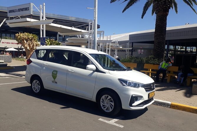 Private Transfers between Windhoek and Hosea Kutako Int. Airport - The 30 to 45 minute road into Windhoek