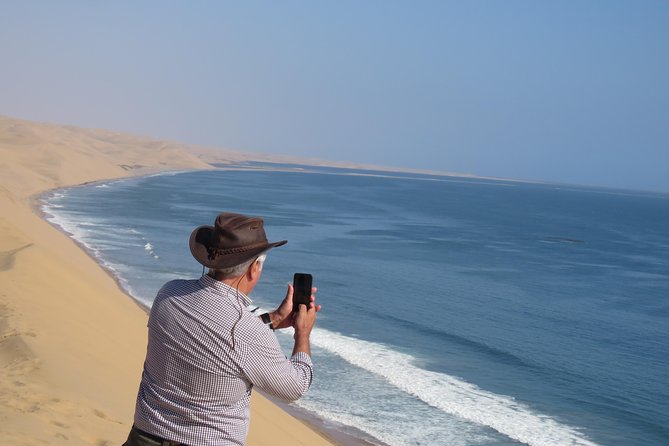 Sandwich Harbour Tour - Pelgrim Tours - A picnic in the desert
