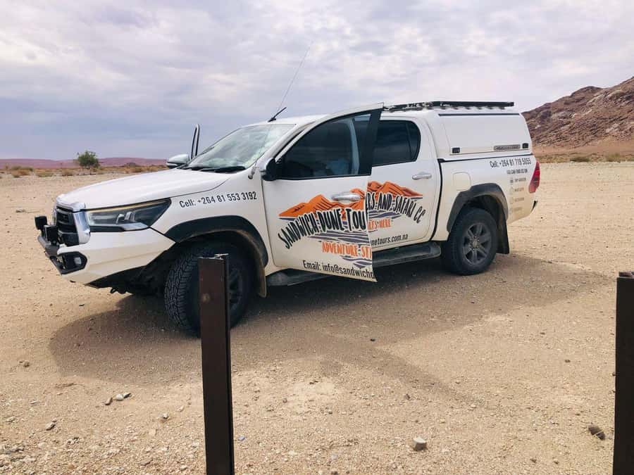 Sossusvlei: Day Trip - Riding by Jeep or SUV Into the Namib Desert