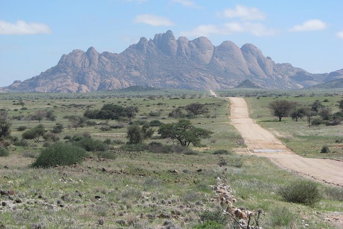Spitzkoppe - Day Tour to the Spitzkoppe Mountain from Swakopmund - Leaving Swakopmund at 9 a.m.