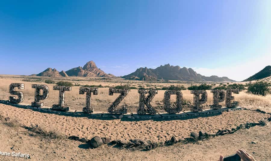 Spitzkoppe : via Zeila Shipwreck - From Swakopmund to the Atlantic shore at 8:00 AM