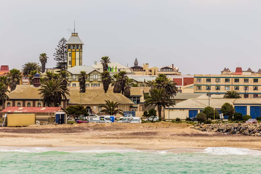 Walvis Bay and Sandwich Harbour Tour - Sandboarding and other optional fun
