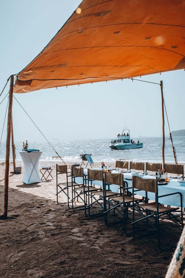 Walvis Bay: Sandwich Harbour 4x4 Trip with Beach BBQ Lunch - Key points to know before booking