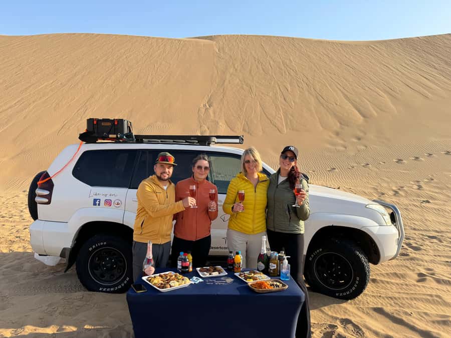 Walvisbay: Sandwich Harbour 4x4 & Sandboarding Tours - Key points at a glance
