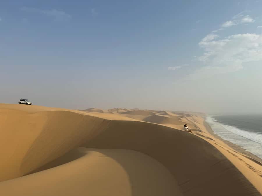 Walvisbay: Sandwich Harbour 4x4 & Sandboarding Tours - Snacks, drinks, and the practical rhythm of the day