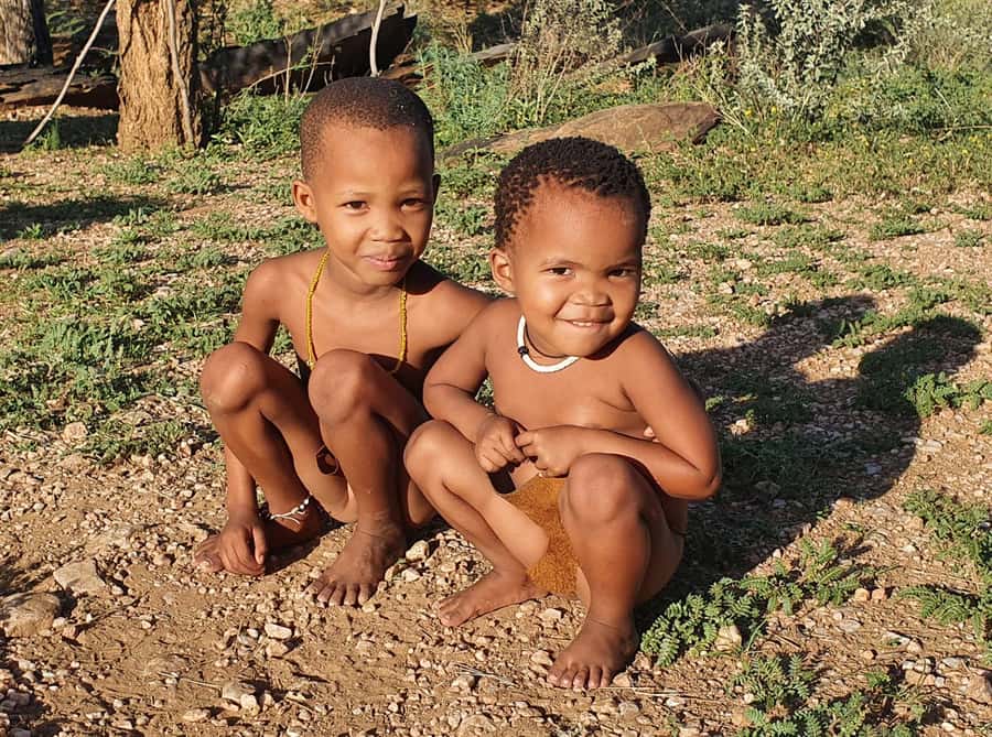 Windhoek: Bushman Walk with the San - Meeting the San people beyond the demonstrations
